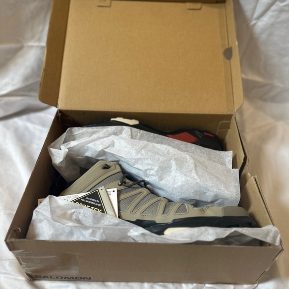 Salomon ADV Gore-Tex Hiking Boots - Tan and Black - Picture 2 of 8